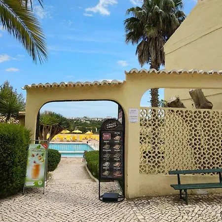 Urbanizacao Quinta Nova Apartment *